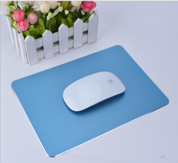Customizable Aluminum Alloy Mouse Pad with Laser Logo