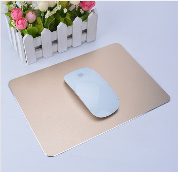 Customizable Aluminum Alloy Mouse Pad with Laser Logo