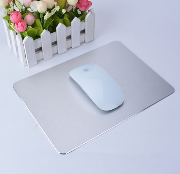 Customizable Aluminum Alloy Mouse Pad with Laser Logo