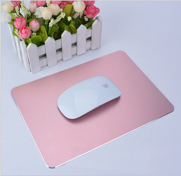 Customizable Aluminum Alloy Mouse Pad with Laser Logo